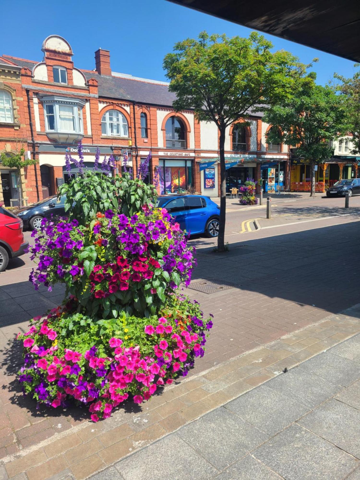 Vale View Apartment, Prestatyn, North Wales - A Stylish, Dog-Friendly Holiday Let Just A 5 Min Walk To Beach & Town! Exterior foto